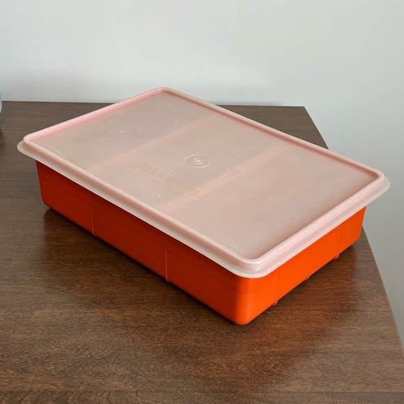 VTG TUPPERWARE TUPPERCRAFT ORANGE SEWING CRAFT TACKLE ORGANIZER BOX #1421 & SEAL - Picture 2 of 15